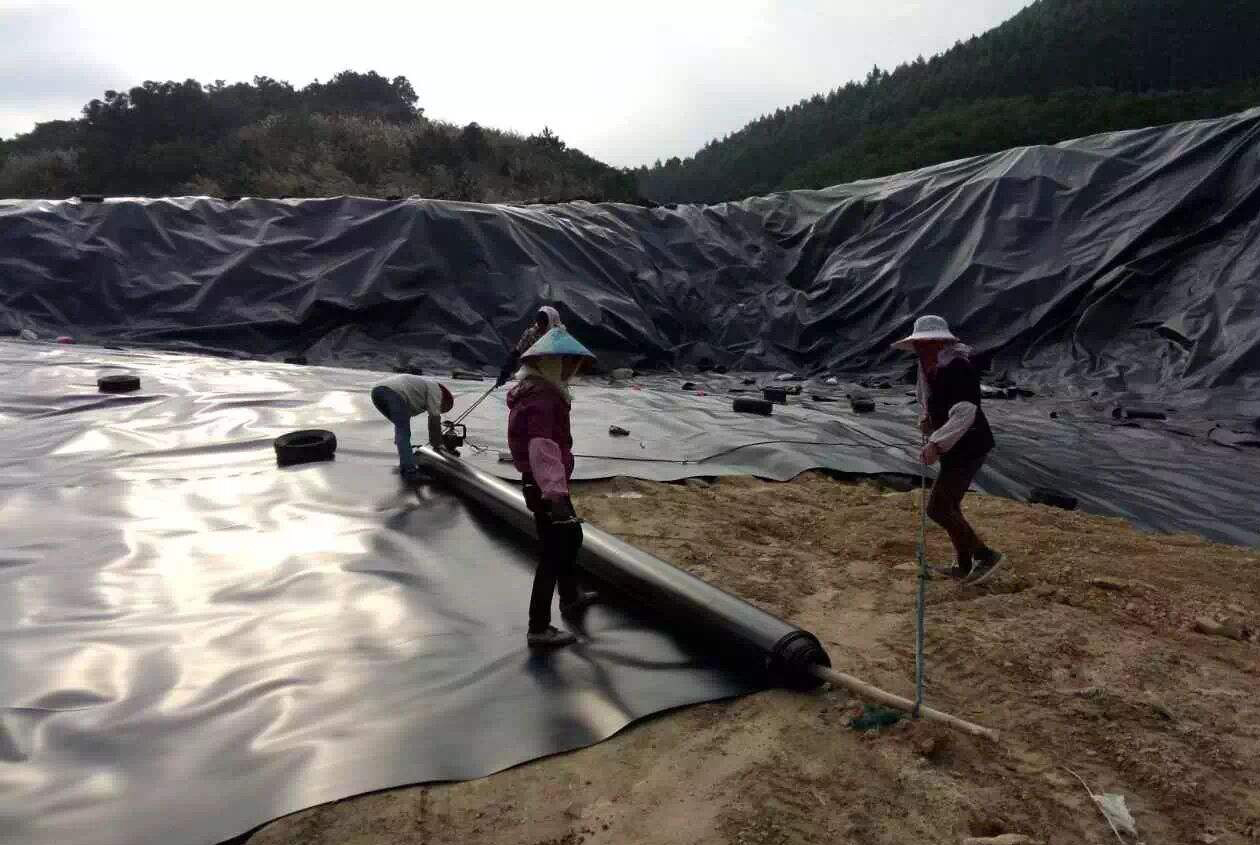 经典三级福利在线观看 寒冷地区渠道防渗侧重点及防渗模式有哪几种?
