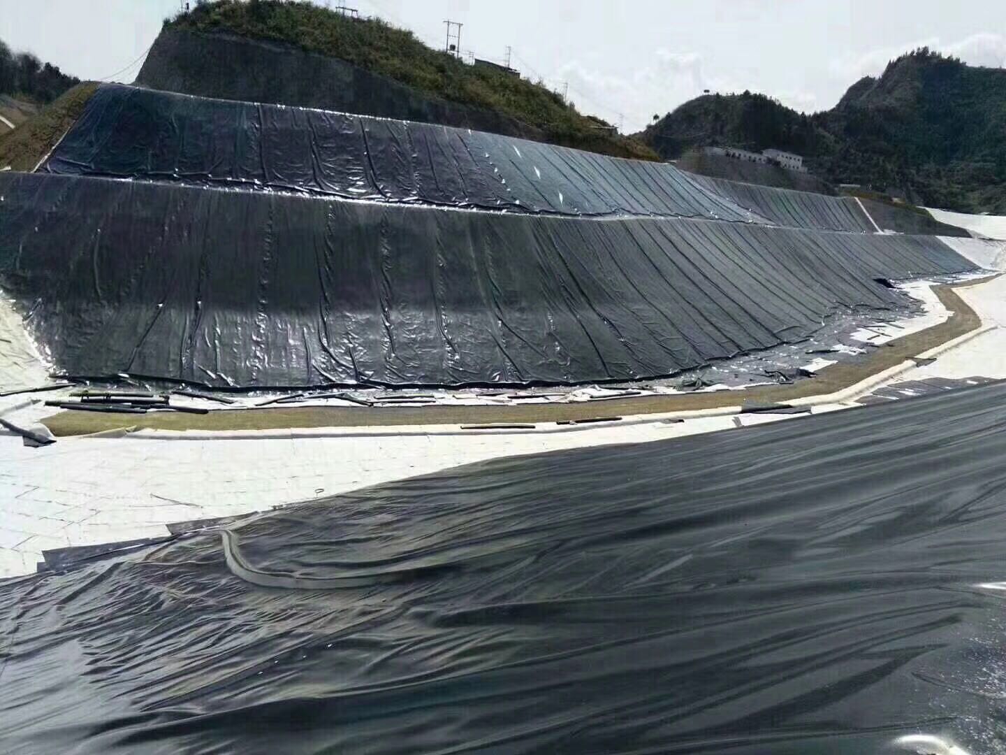 娇嫩jk丝袜美女被肏 尾矿库土工合成材料铺设完工如何验收