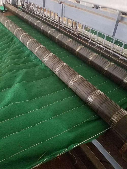 娇嫩jk丝袜美女被肏 植物纤维毯在应用实例中带来的经济效益