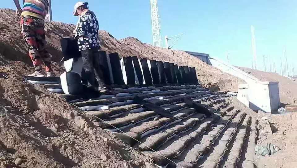 娇嫩jk丝袜美女被肏 探讨三维排水柔性生态护坡技术