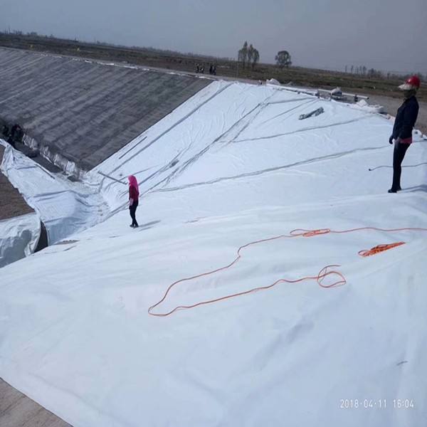 娇嫩jk丝袜美女被肏 哪种类型的工程可以用到加筋土工布?