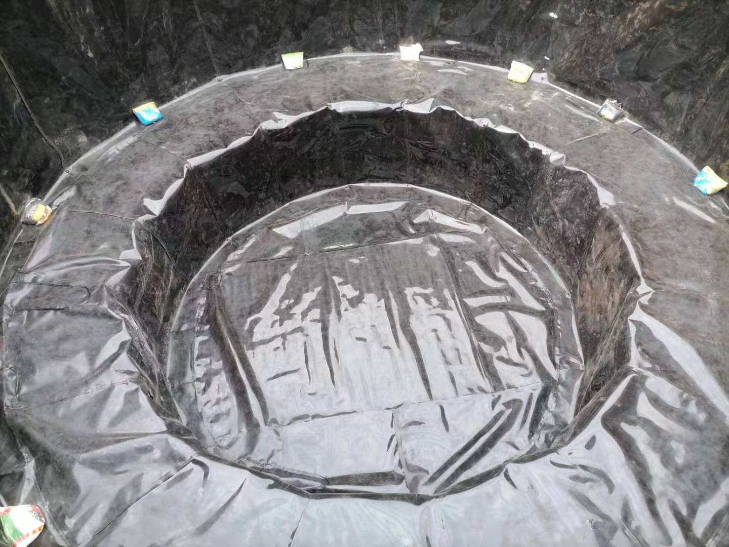 经典三级福利在线观看 钢筋混凝土水池无纺土工布及光面土工膜使用规格